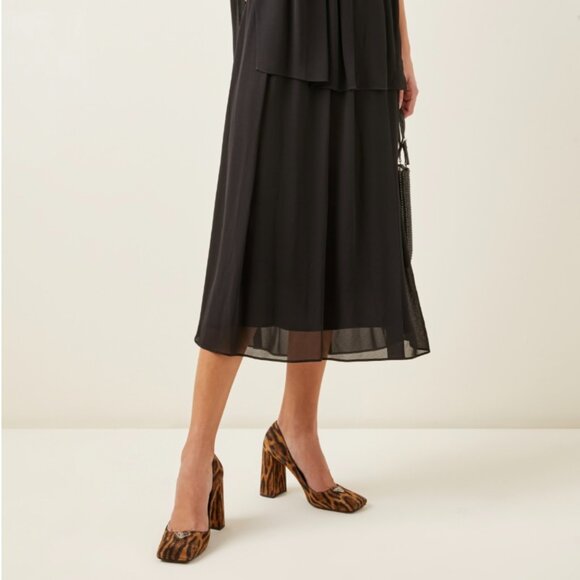 Prada Logo Plaque Suede Pump in Leopard Print, Sz 38.5 - Picture 6 of 6